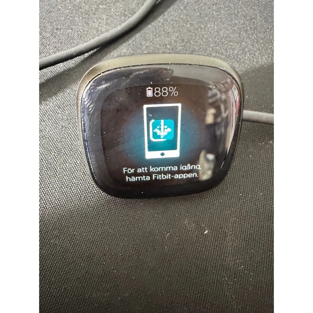 Fitbit Versa 3 Smartwatch Black EUC GPS Heart Rate Monitor Water Resistant